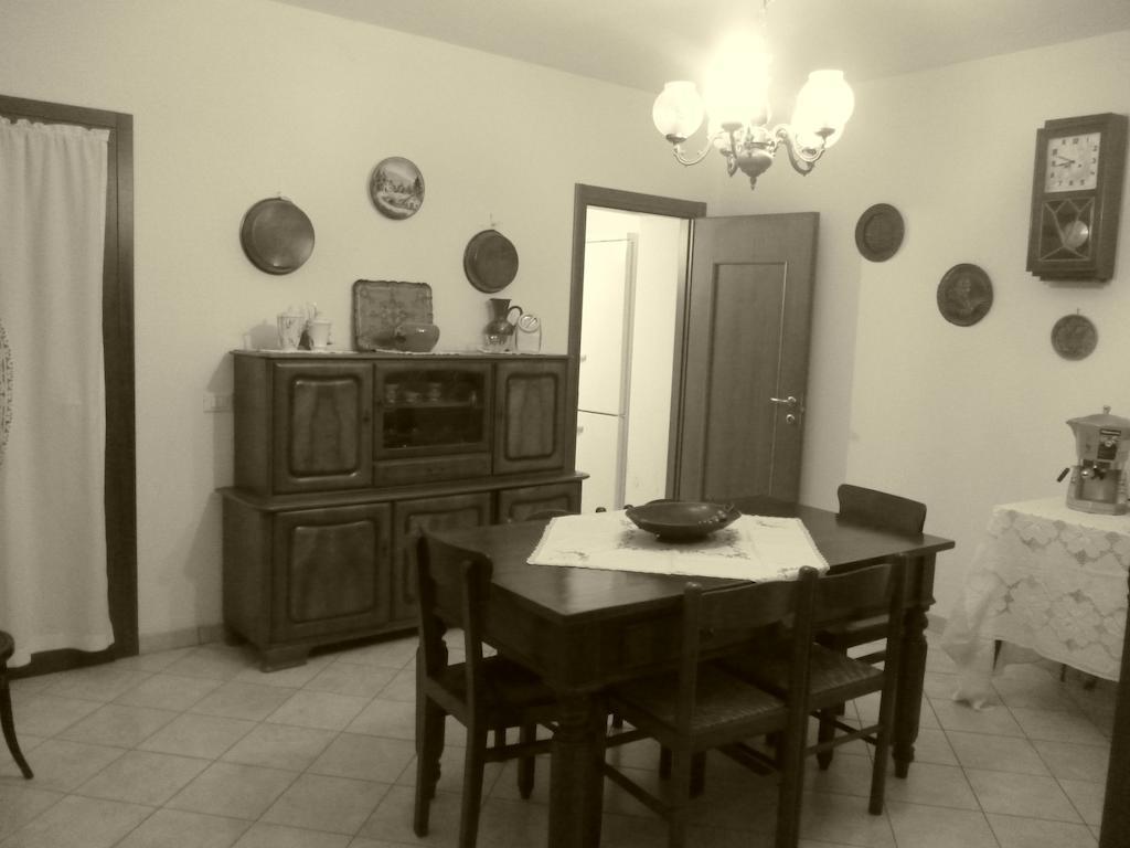 B&B Il Glicine 바디아폴레시네 객실 사진