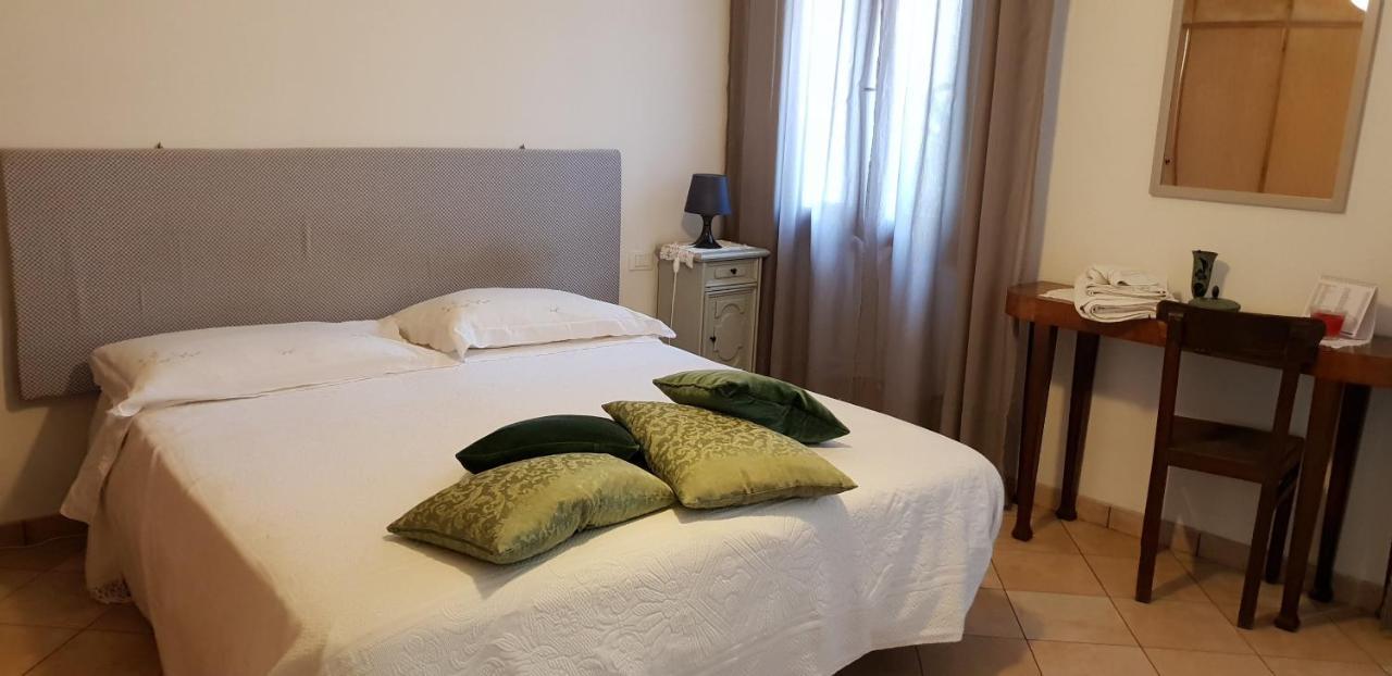 B&B Il Glicine 바디아폴레시네 외부 사진